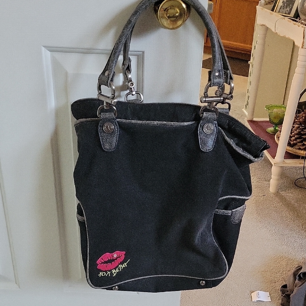 Betsey Tote Bag with Pink Lip Design